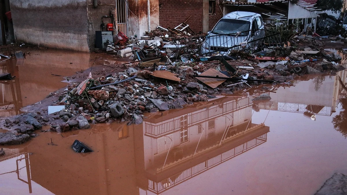 Greece swept by torrential rains, 100 people evacuated in fire-stricken island