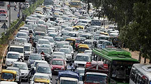 Delhi will choke again because of private vehicles on the road, not because of stubble burning
