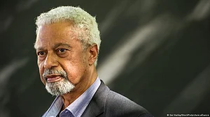 Tanzanian Abdulrazak Gurnah awarded Nobel literature prize