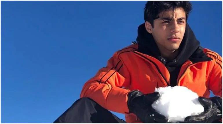 Suhana Khan shares throwback photo after High Court grants bail to brother Aryan Khan