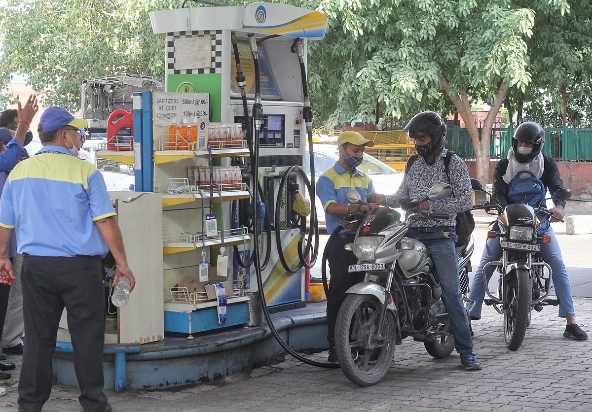 Petrol, diesel get more expensive, retail prices up again 35 paise/litre