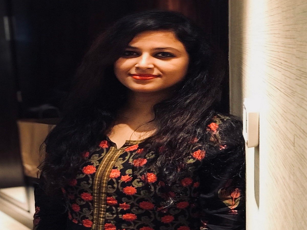 Lyricist Soumya Vajpayee bags Aaj Ka Karmveer award 2021