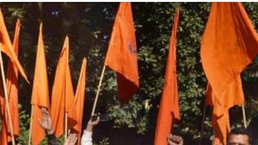 FIR against Bajrang Dal leader, 100 pro-Hindu activists for abusing cops in K'taka