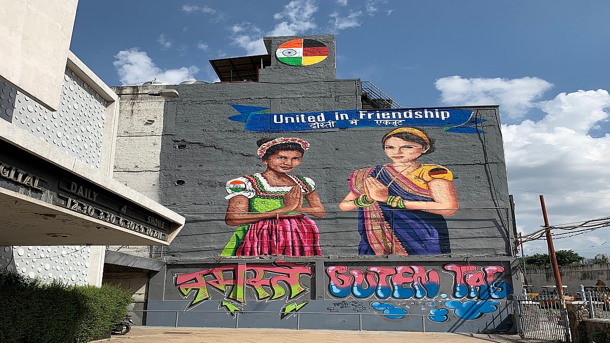 German Envoy Walter J Lindner unveils unique graffiti in Delhi symbolising India-Germany friendship