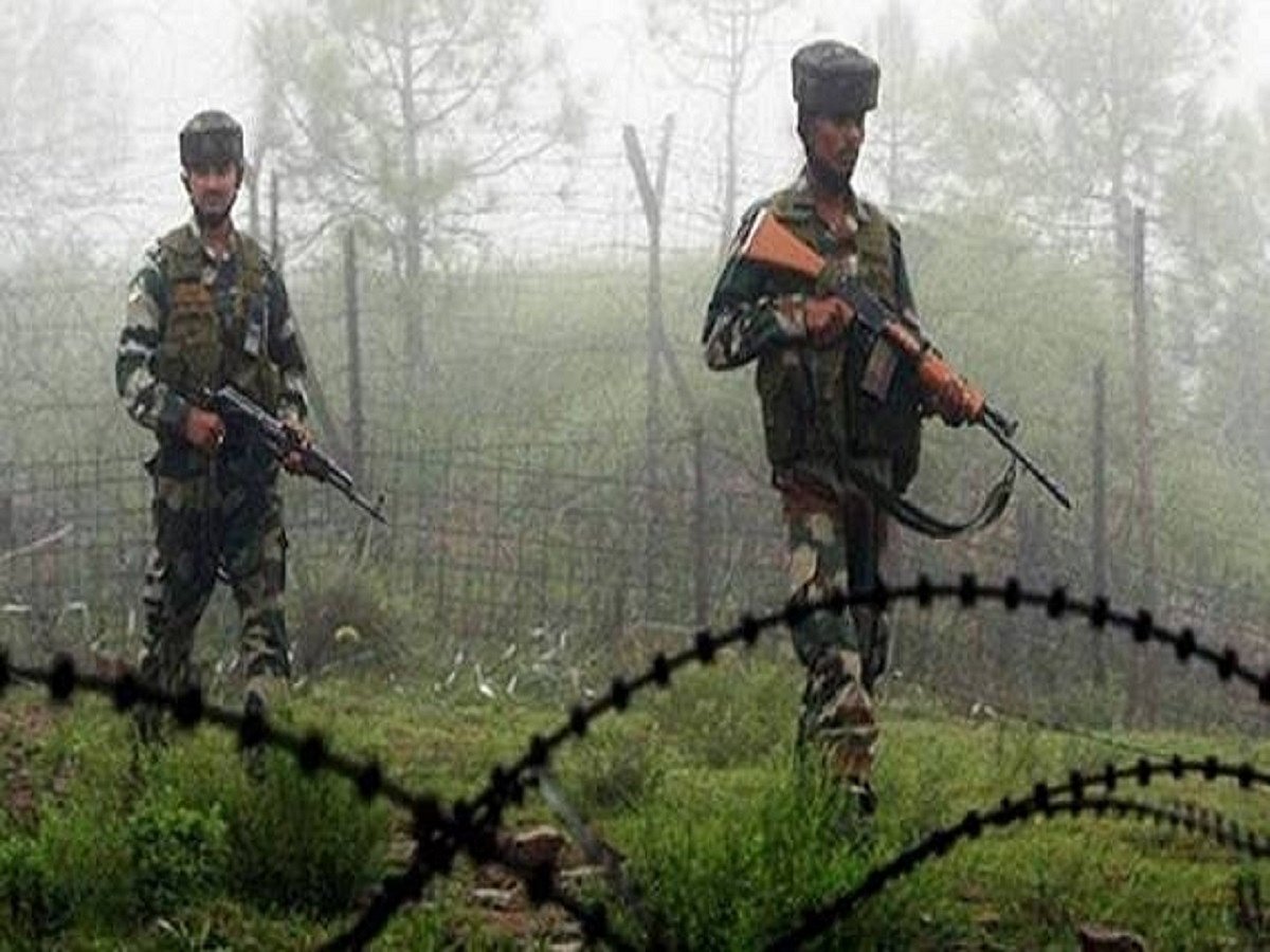 LeT terrorist gunned down in J-K's Shopian