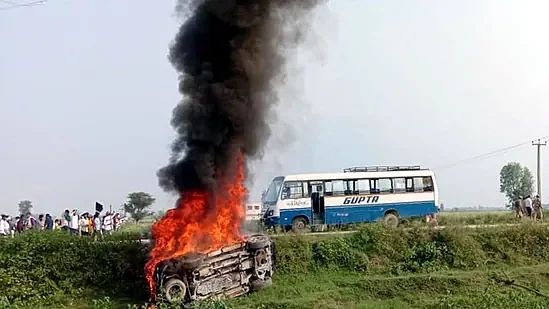 Farmers repeat minister's son was in the jeep and ask why others would be sent to receive Dy CM?   