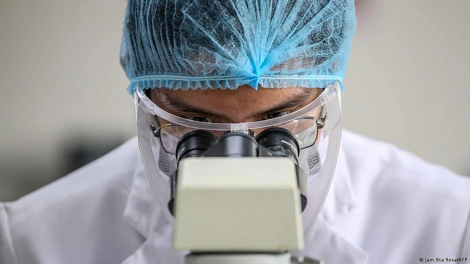 Omicron coronavirus variant found in multiple US states