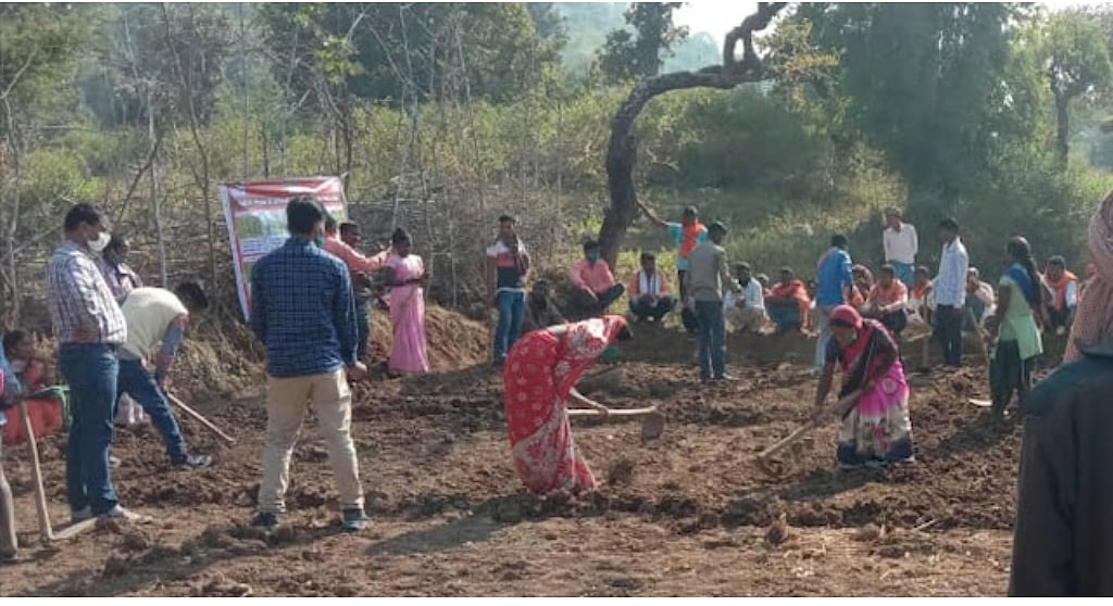 Non-SC, non-ST workers face brunt of delay in NREGA wage payment: LibTech report