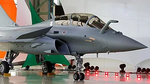 Mediapart publishes new evidence of kickbacks in Rafale deal, alleged false invoices for 'secret commission'