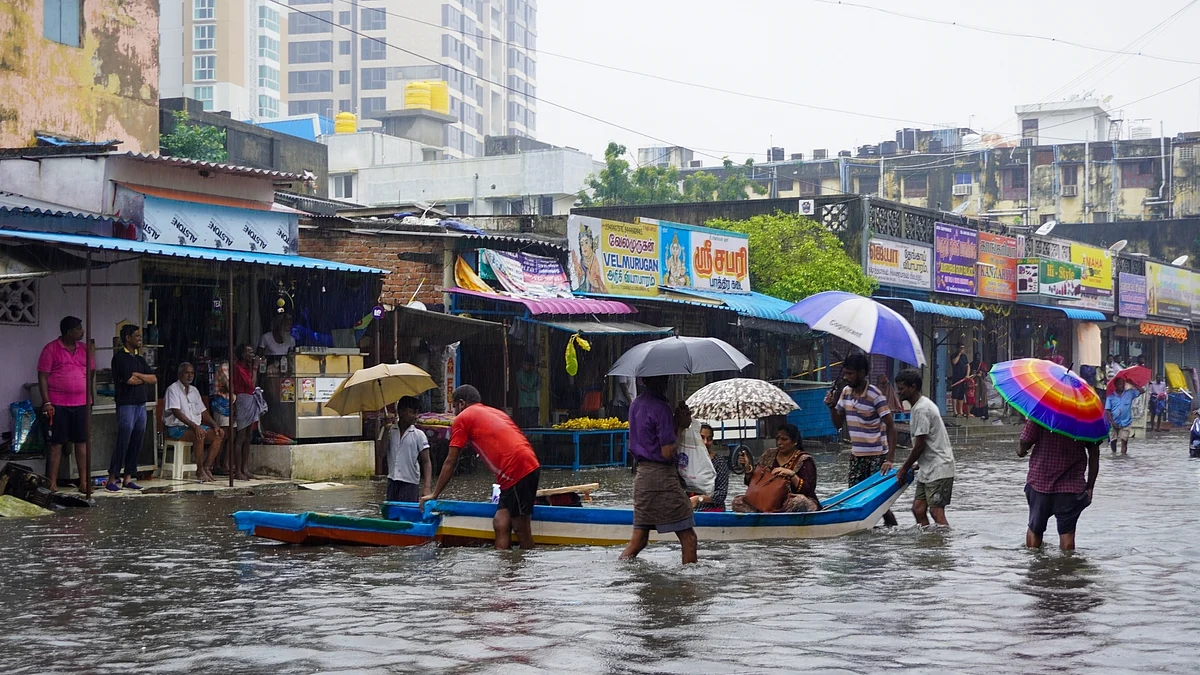 Heavy rains lash Chennai, adjoining districts