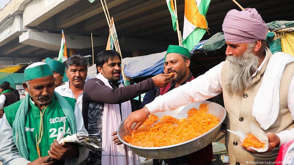 Farmers celebrate repeal of farm laws