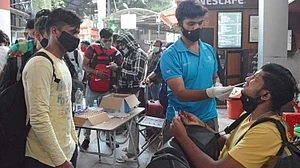 Karnataka increases daily Covid testing target