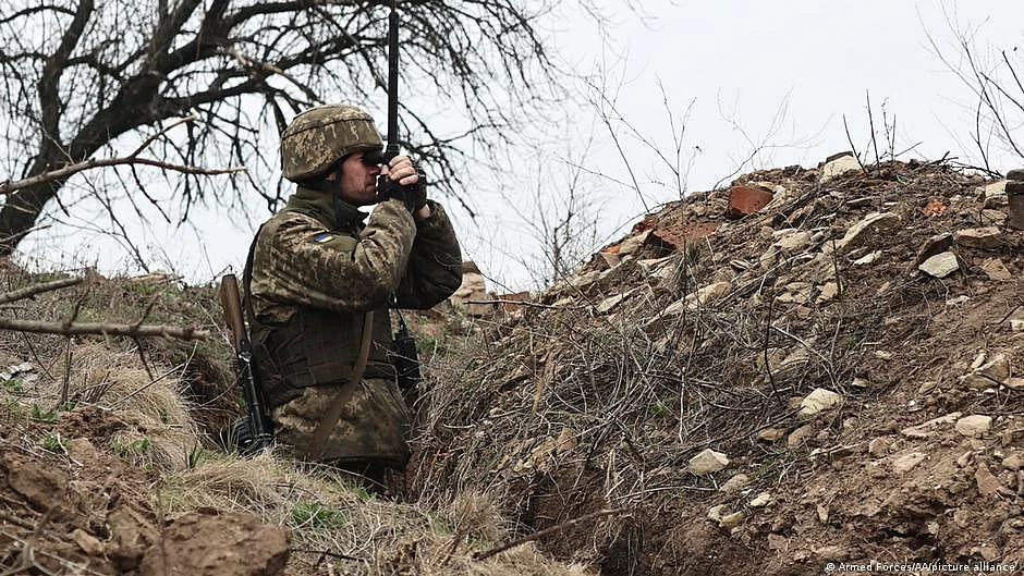 Chinese Premier Li says situation in Ukraine grave; slams sanctions against Russia