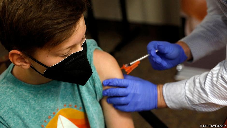 New study shows Omicron-infected kids are usually contagious for only 3 days (photo: DW)