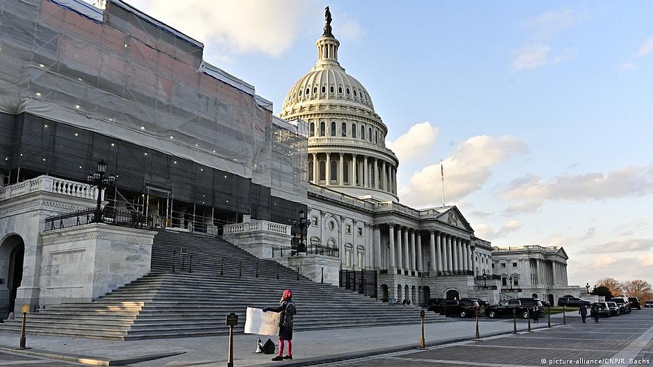 US House approves stopgap spending bill ahead of govt shutdown deadline