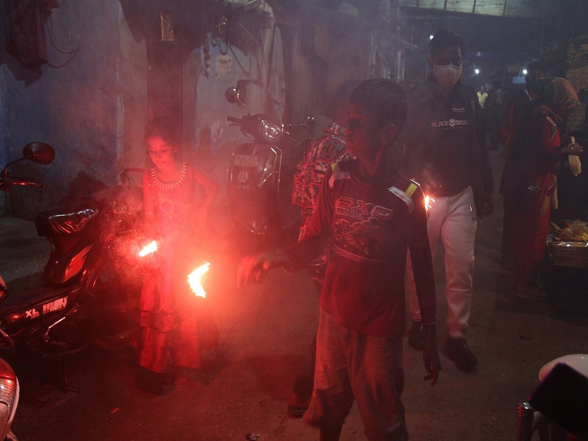 HC allows withdrawal of plea challenging Delhi's total ban on firecrackers