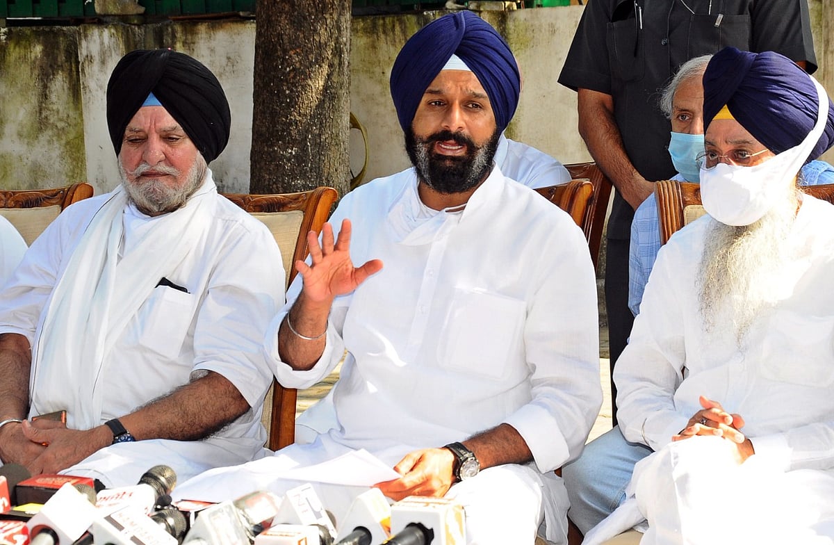 Senior Akali leader Bikram Singh Majithia booked in old drug case 