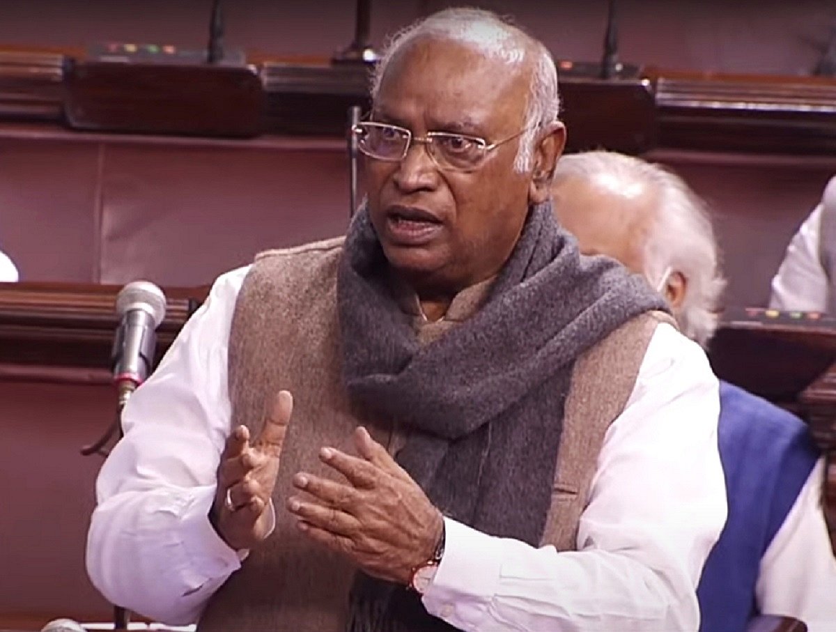 Congress leaders chalk out strategy for Budget Session