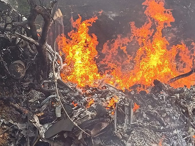 Army helicopter carrying CDS General Bipin Rawat crashes in Tamil Nadu