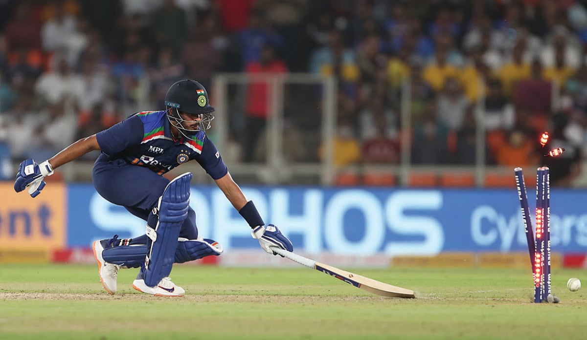 IPL Auction: KKR get Shreyas Iyer for Rs 12.25 crore, Harshal Patel, Nitish Rana new "million dollar babies"
