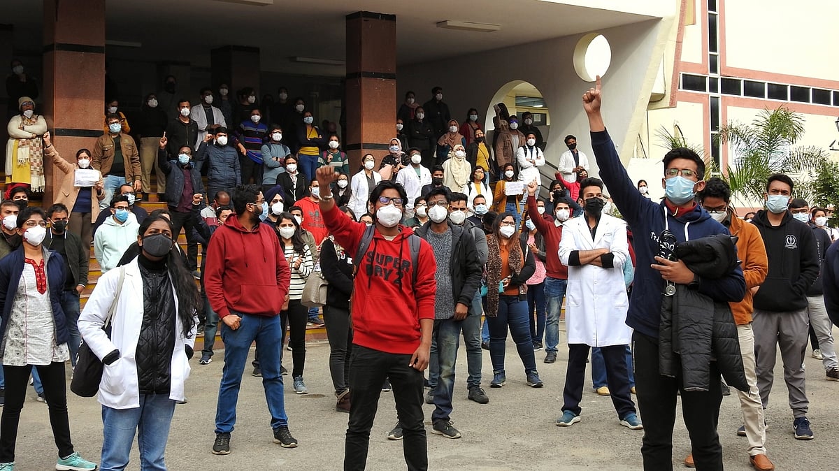 Delhi resident doctors call off strike