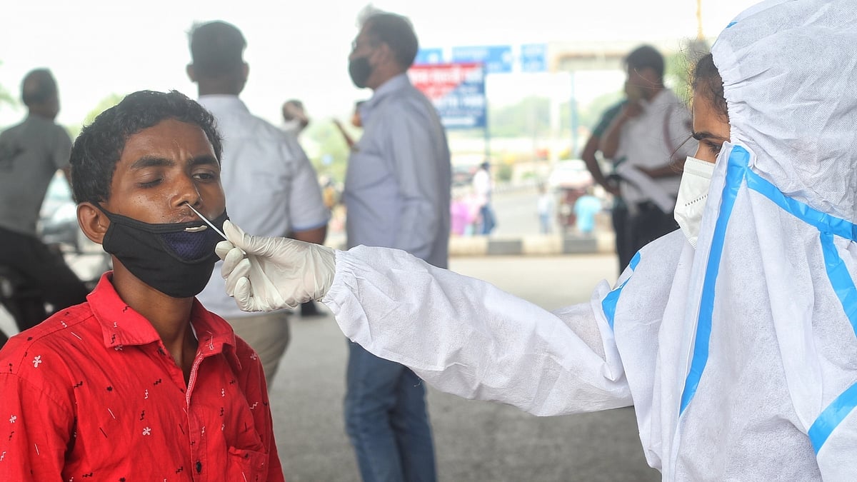 India reports 6,563 new Covid cases, 132 deaths