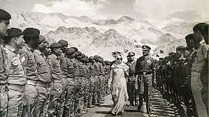Indira Gandhi with troops