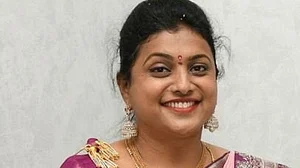 Aircraft with Andhra politicos diverted to Bengaluru following technical snag