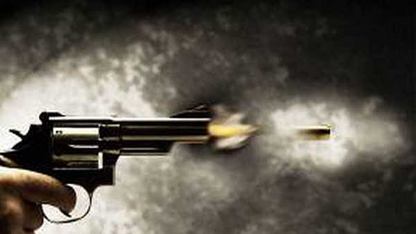Suspended UP cop opens fire, injures 3