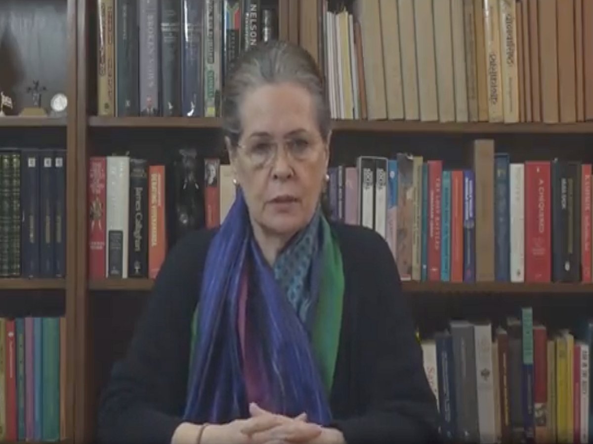 BJP 'rewriting' history to give themselves role in freedom movement: Sonia Gandhi