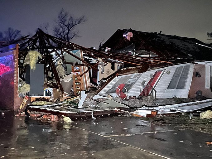 Deadly tornado, storms strike US; roof collapse at Amazon facility, at least 50 'feared dead'