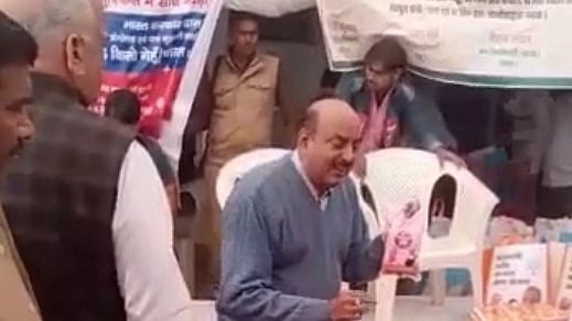 UP BJP leader asks people to vote in return for free foodgrain