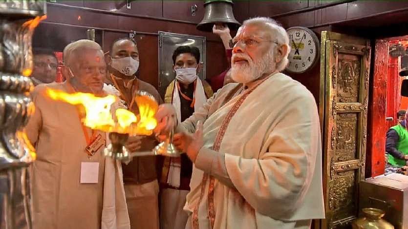 PM offers prayers at Kal Bhairav temple in Varanasi