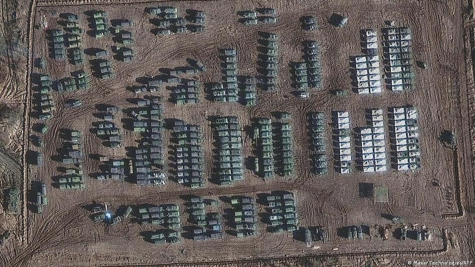 Russian forces escalate attacks on Ukraine's civilian areas