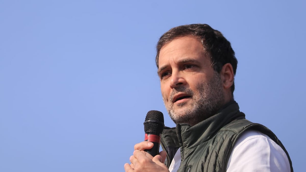 Hindutvawadi bathes alone in Ganga, says Rahul in Amethi, targeting PM Modi