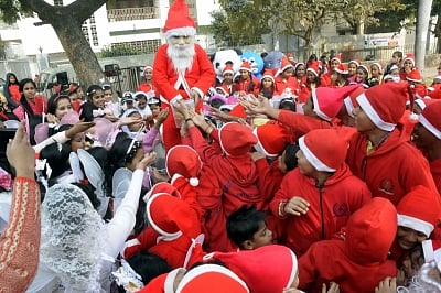 Omicron scare: Christmas, New Year celebrations banned in Delhi