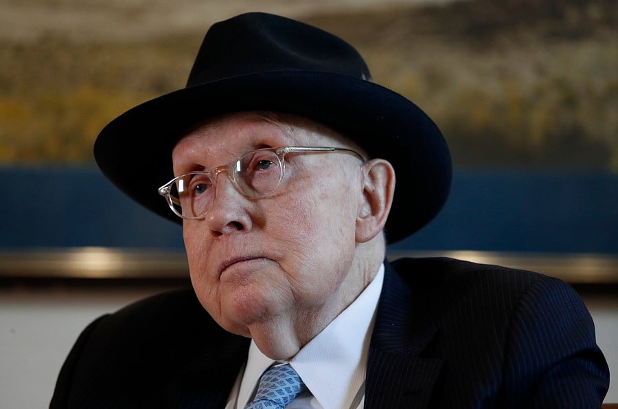 Harry Reid, former Senate majority leader, passes away at 82