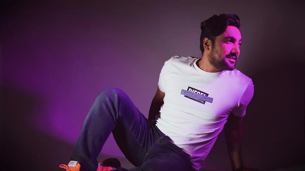 Vikrant Massey is gem of a person and true professional, says his Switchh co-star debutant actor Naren Kumar