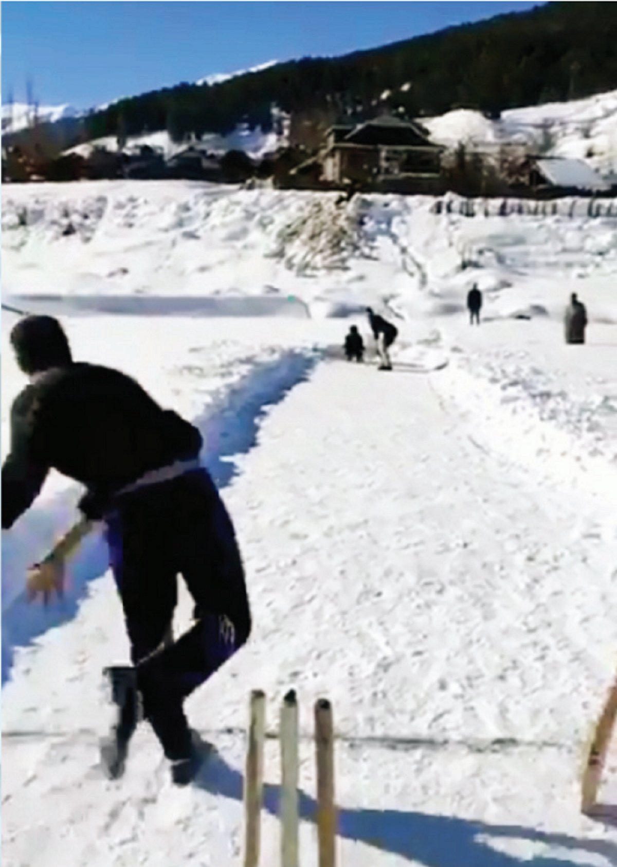 Cricket in the snow in Kashmir gaining popularity, claim clubs and cricketers