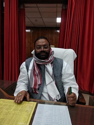 Arrest warrant issued in 7-year-old case against Swami Prasad Maurya who quit UP cabinet yesterday
