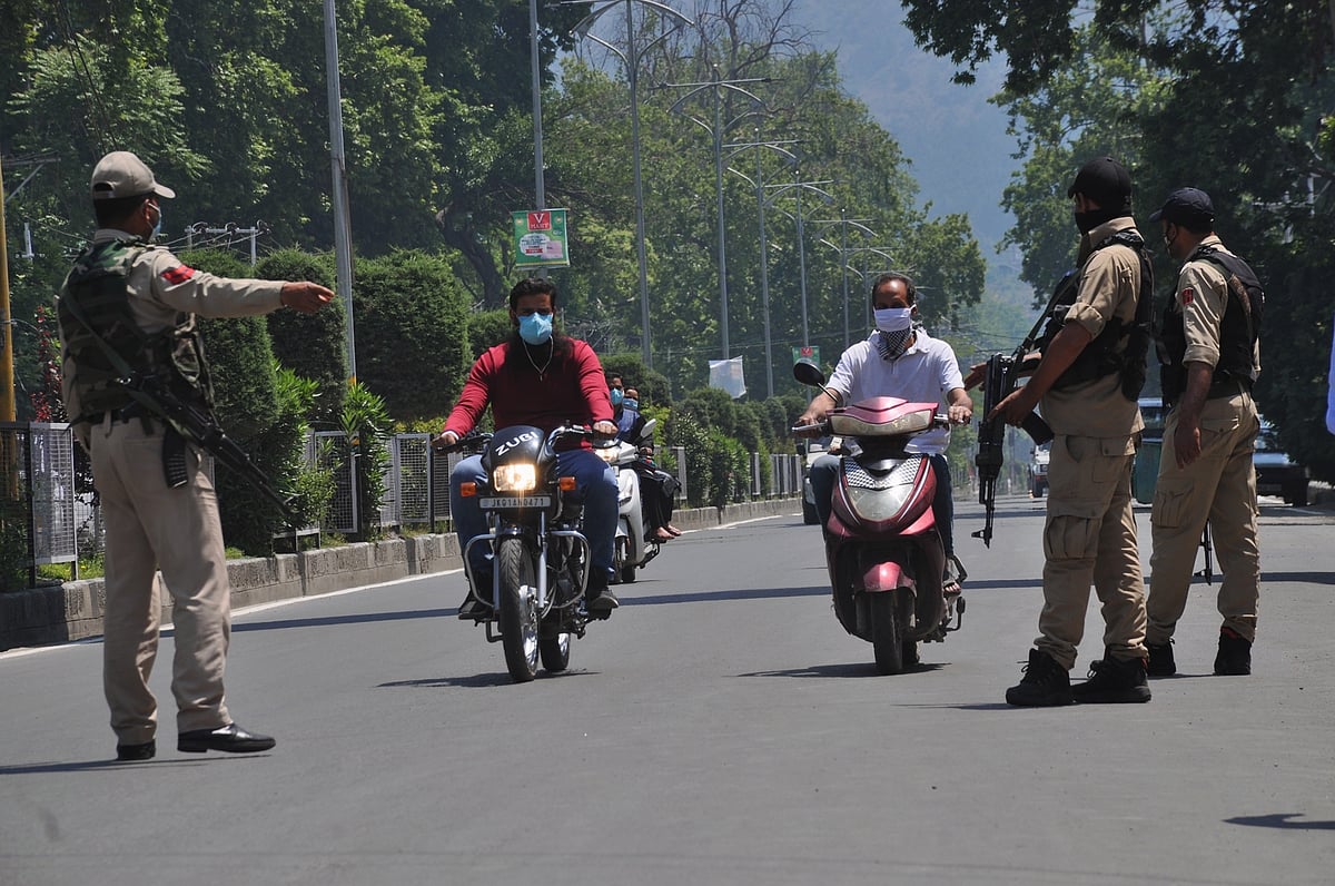 Weekend Covid curfew imposed in J&K