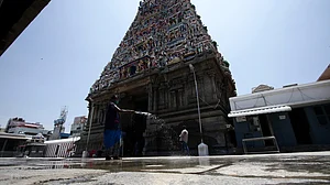 Tamil Nadu Covid curbs: Places of worship closed from January 13-18, lockdown on January 16