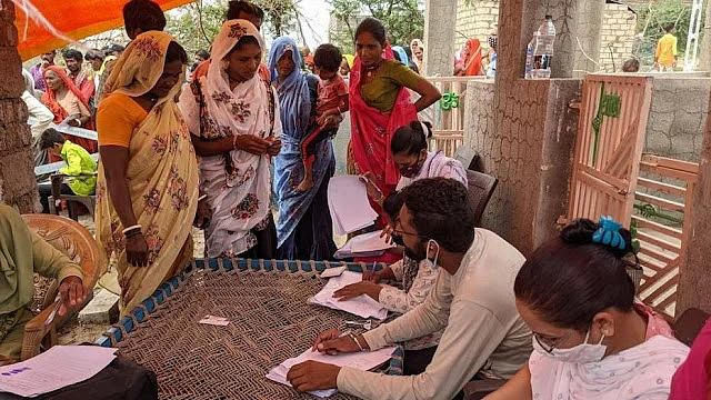 CSJ volunteers talking to the victims (Courtesy: Counterpoint)