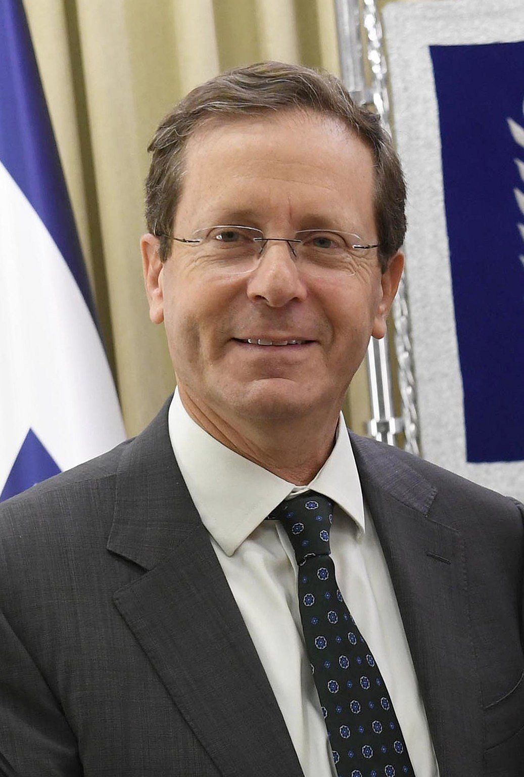 Israel president flies to UAE in first amid regional tension