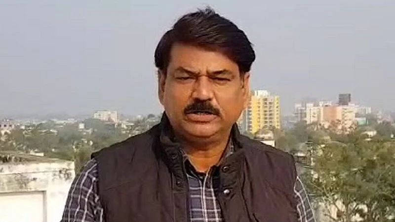 Kashi pays tribute to well-known TV journalist Kamal Khan; upholds its ancient syncretic, secular tradition 