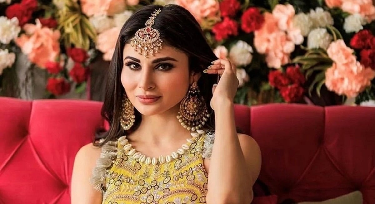 Mouni Roy's mehendi look a notch higher
