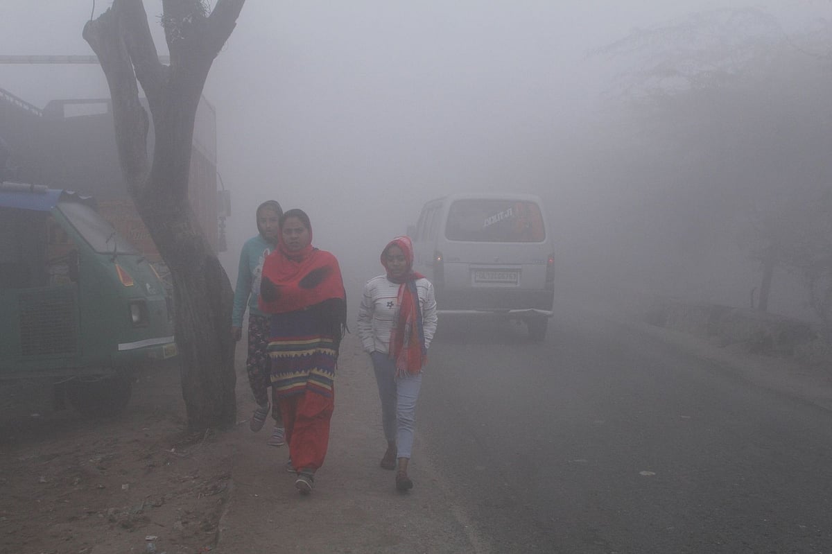 Delhi records minimum temperature of 9.4 degrees Celsius