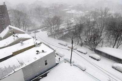 Winter storm hits US