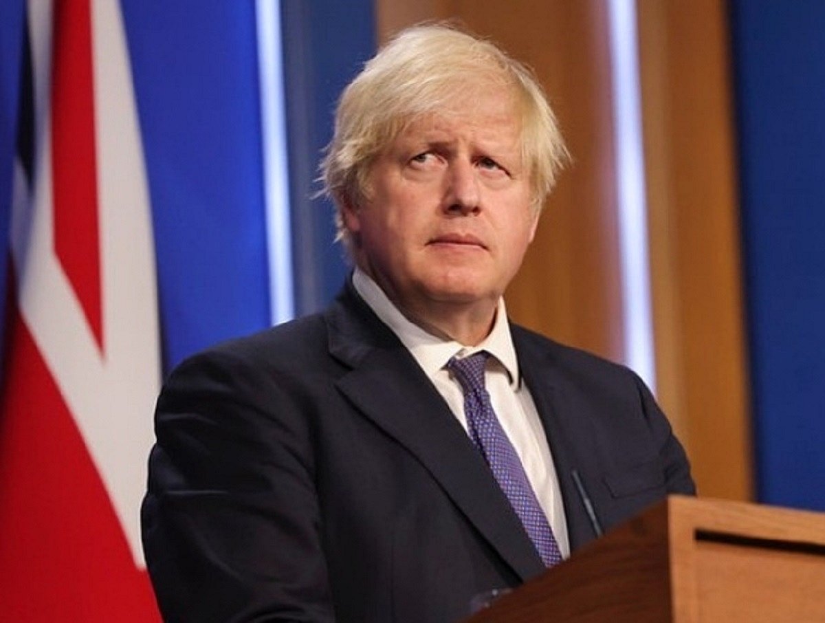 UK PM plans to 'ride out' Omicron wave with no more curbs