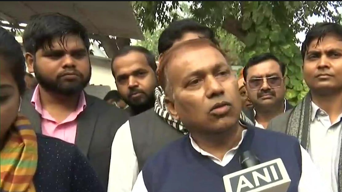 Battle for UP: Another BJP MLA quits, goes with Maurya